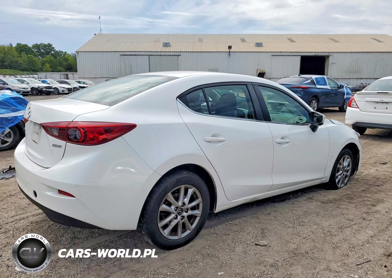 2018 Mazda 3 VIN:3MZBN1U76JM231973 - 3