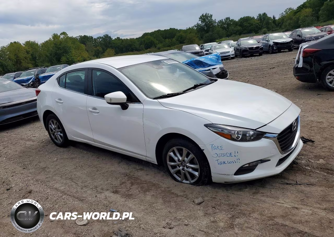 2018 Mazda 3 VIN:3MZBN1U76JM231973 - 4