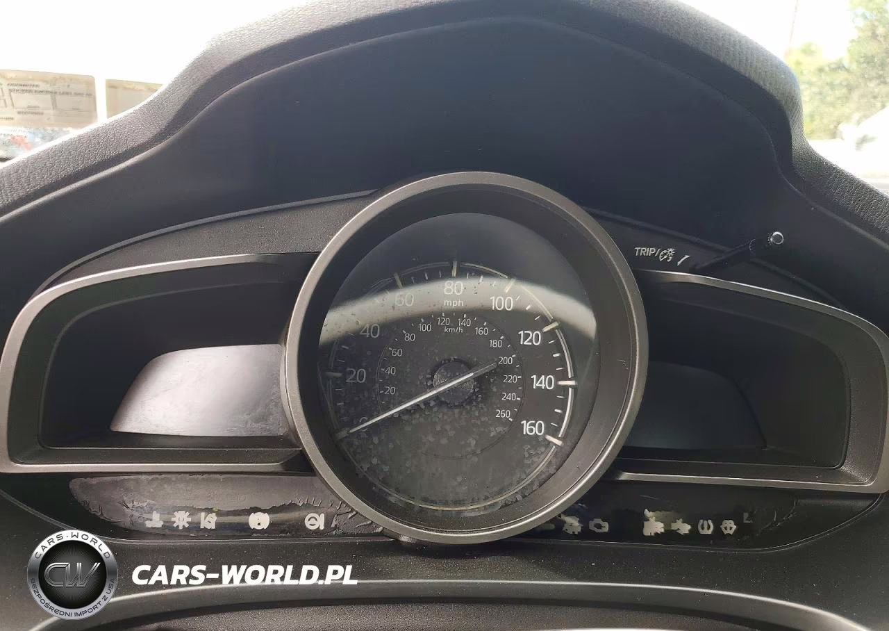 2018 Mazda 3 VIN:3MZBN1U76JM231973 - 9