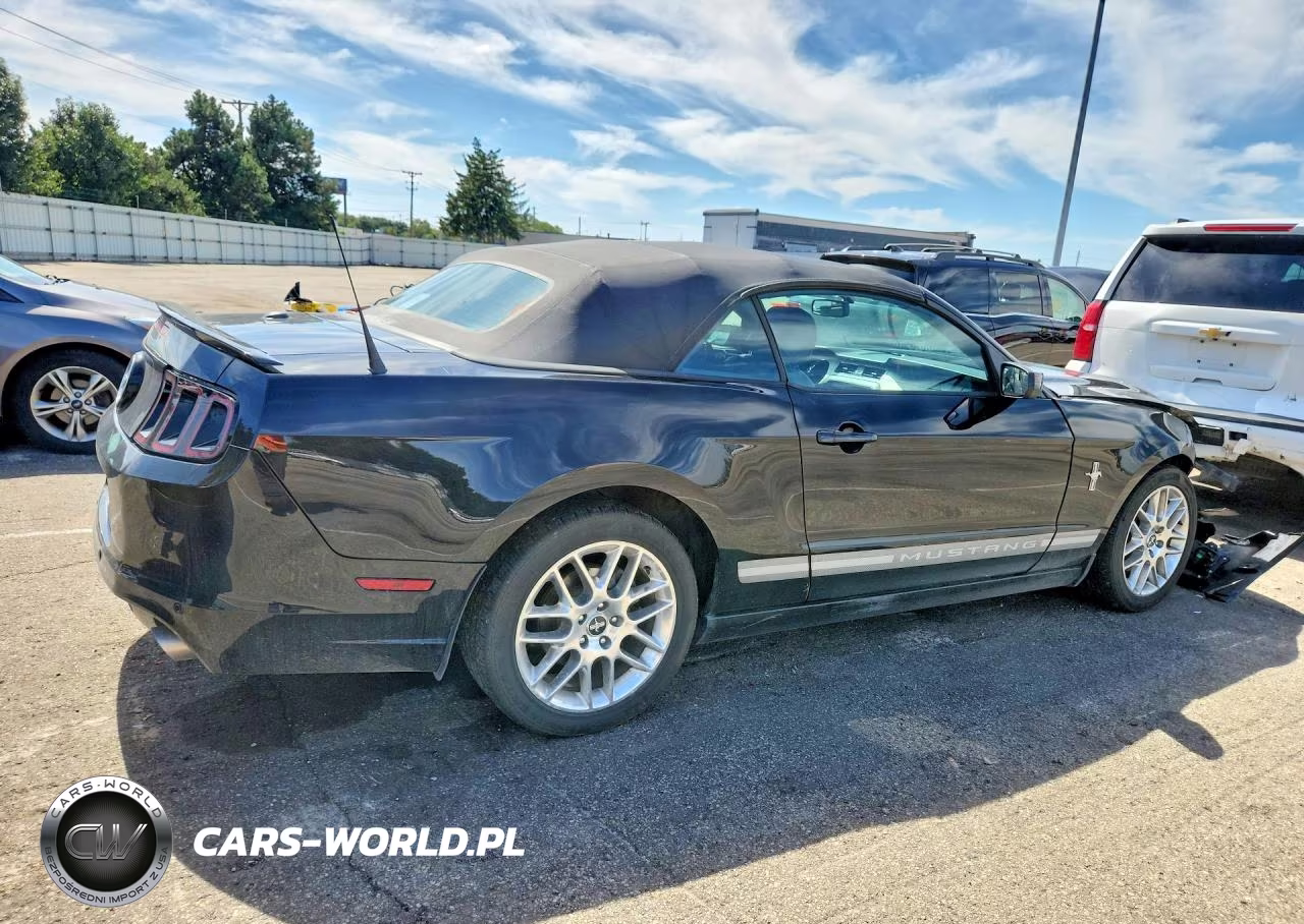 2014 Ford Mustang VIN:1ZVBP8EM6E5239252 - 3
