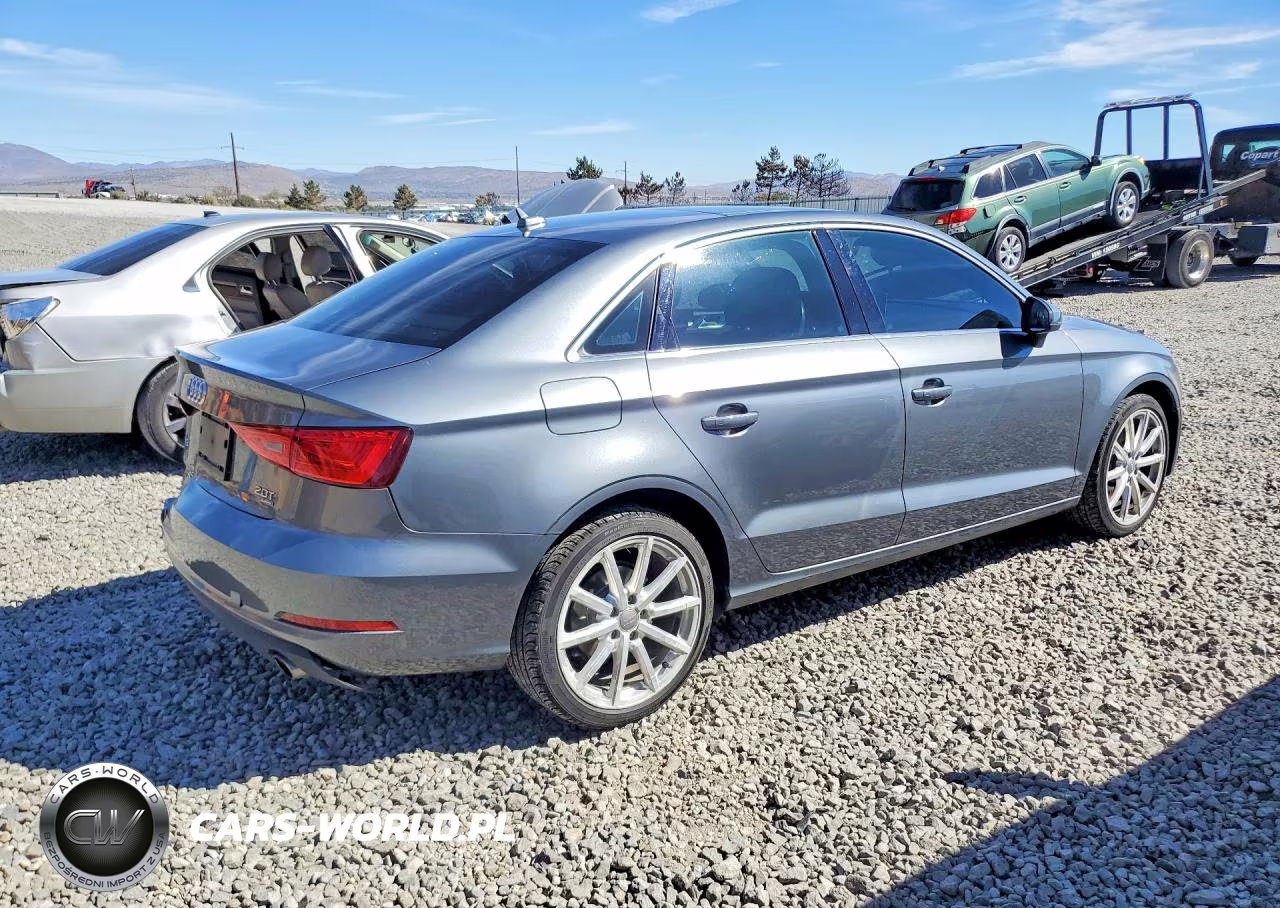2015 Audi A3 Premium Plus VIN:WAUEFGFFXF1042734 - 3