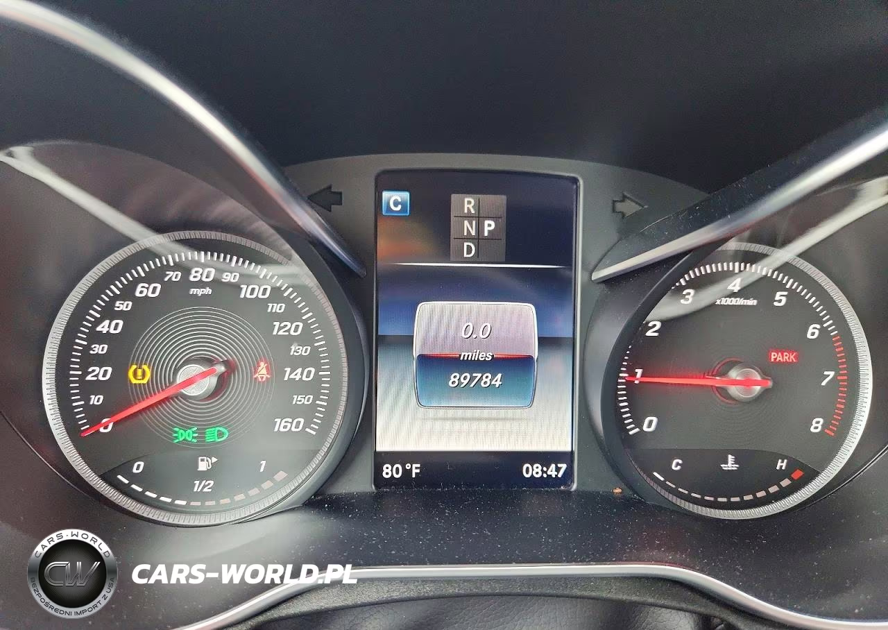 2018 Mercedes-Benz C 300 VIN:55SWF4JB6JU269931 - 9