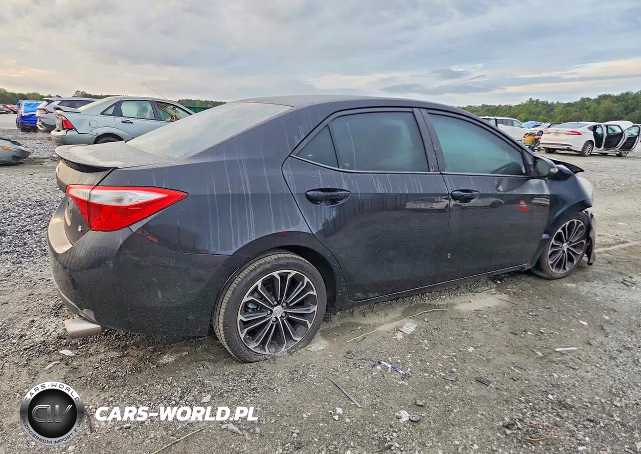 2015 Toyota Corolla S Plus VIN:5YFBURHE6FP311173 - 3