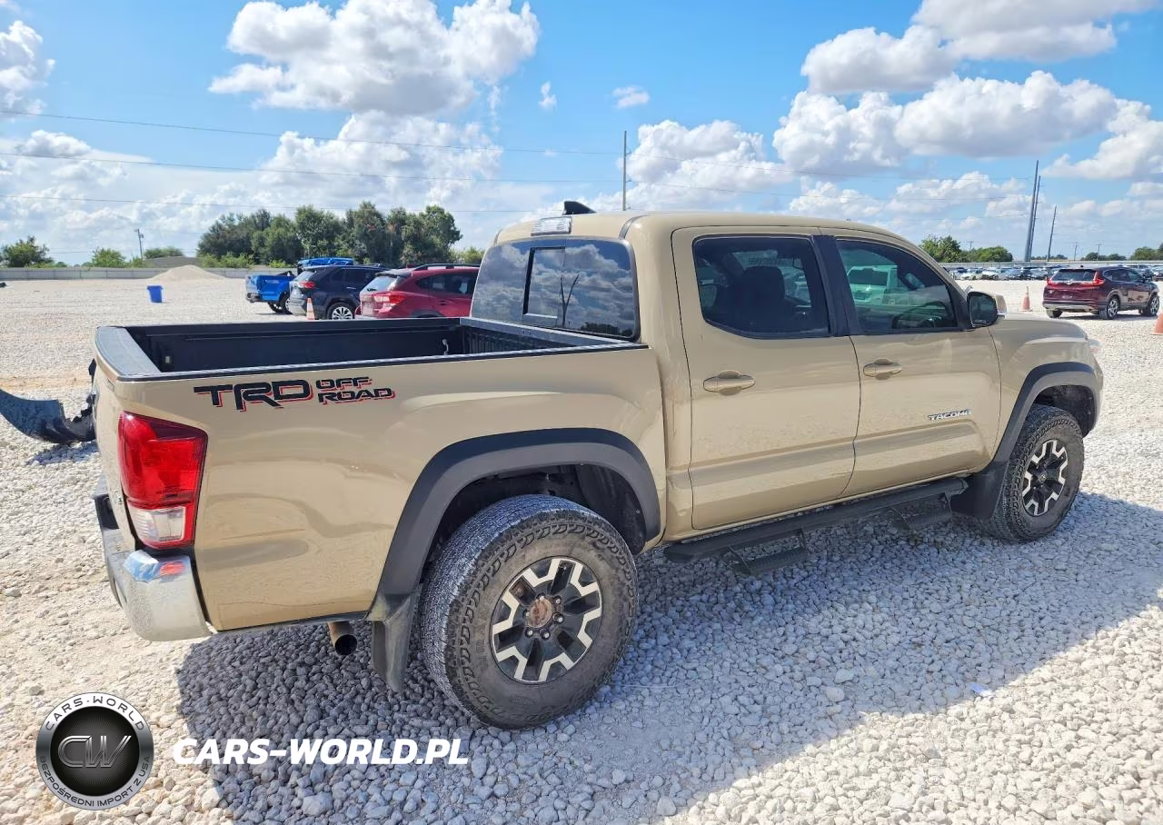 2017 Toyota Tacoma Double Cab VIN:5TFAZ5CN5HX034095 - 3