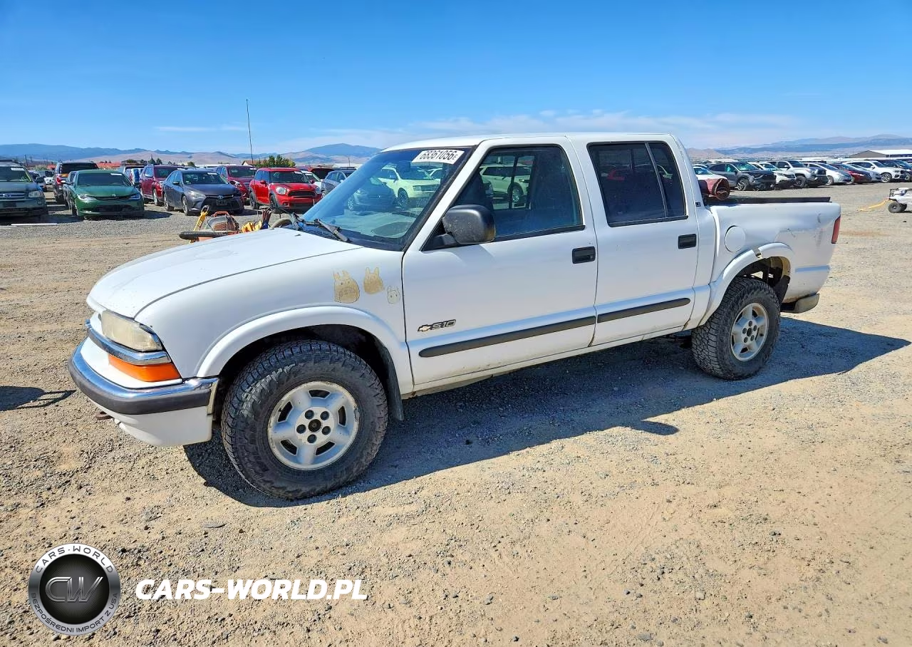 2001 Chevrolet S Truck S10 VIN:1GCDT13W51K160329 - 1