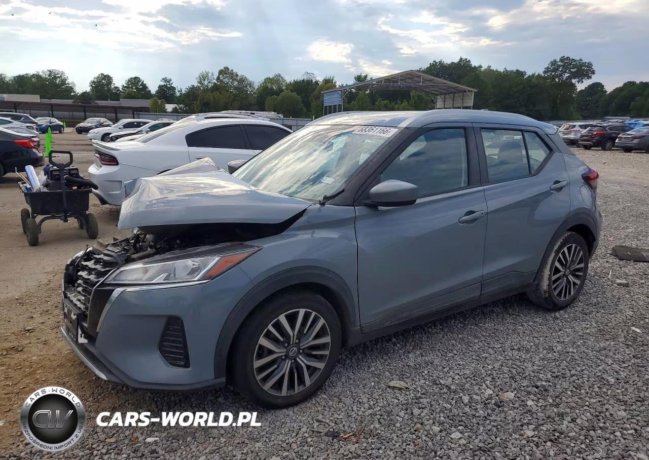 2021 Nissan Kicks Sv