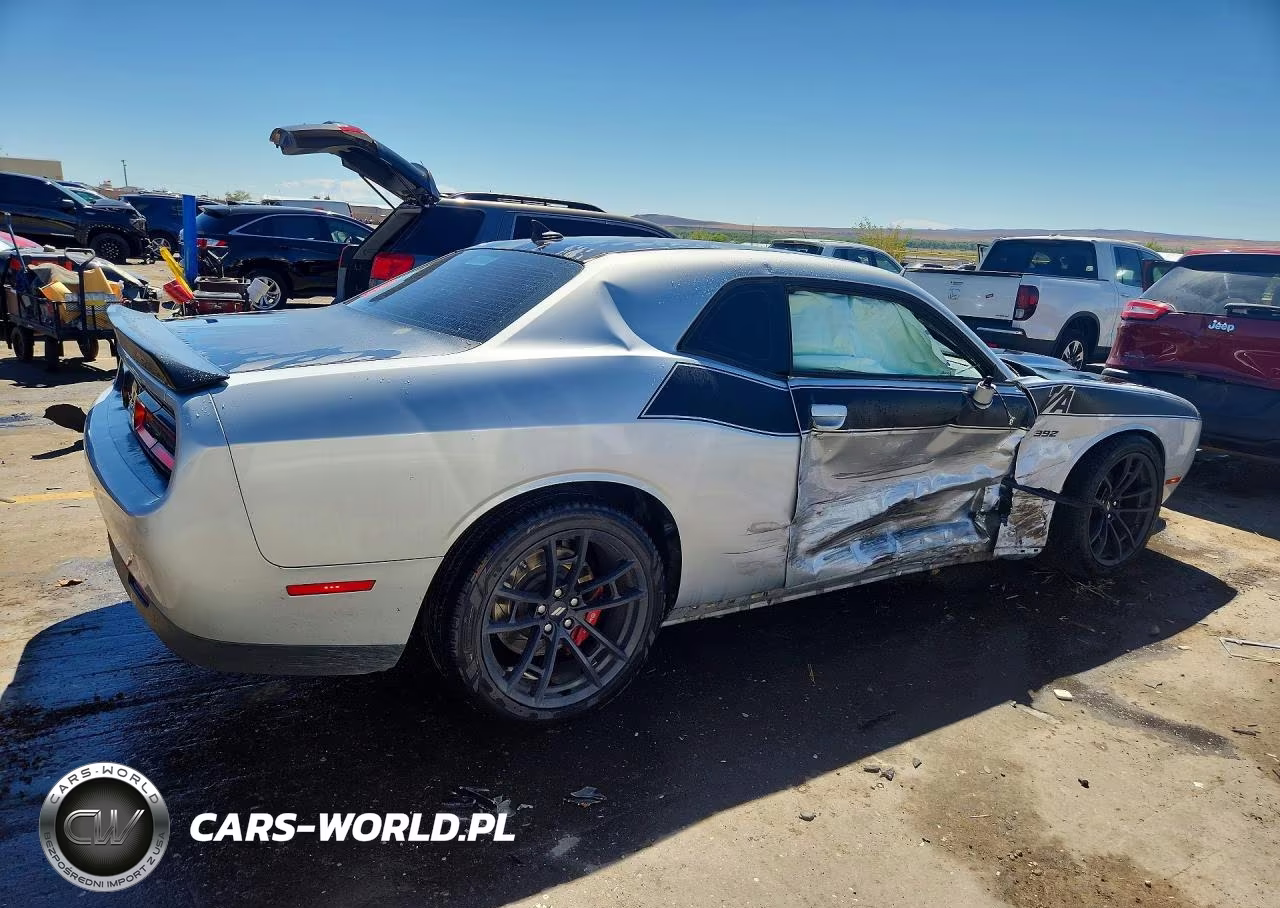 2020 Dodge Challenger R-T Scat Pack VIN:2C3CDZFJ9LH172344 - 3