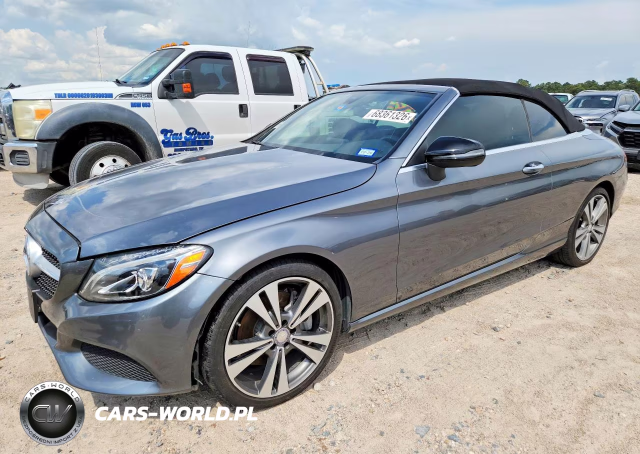 2017 Mercedes-Benz C 300 – zdjęcie 1 z 13