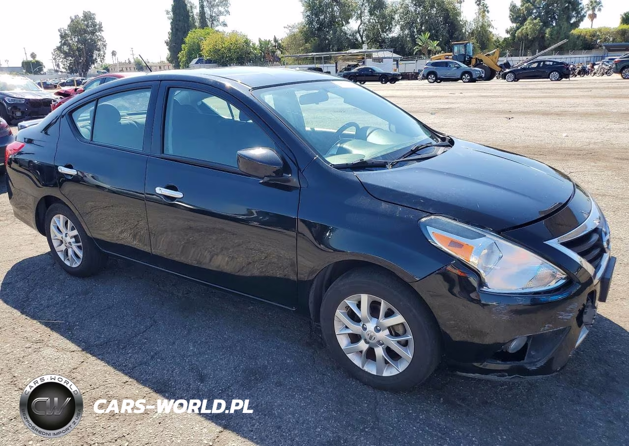 2018 Nissan Versa Sv VIN:3N1CN7AP8JL811880 - 4