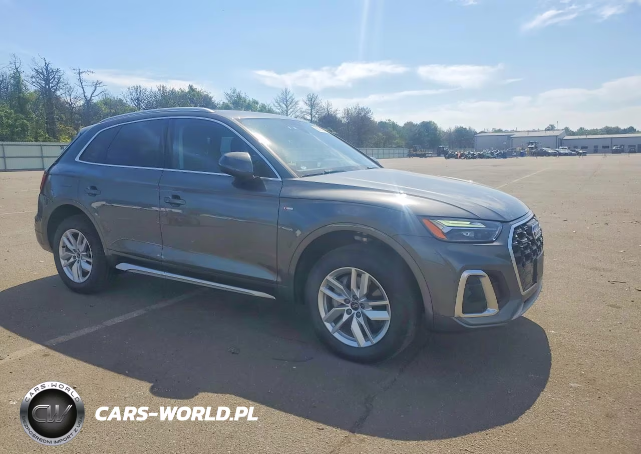 2024 Audi Q5 Premium 45 VIN:WA1GAAFY2R2079374 - 4