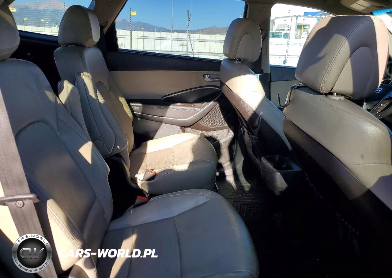 2017 Hyundai Santa Fe Limited VIN:KM8SNDHF7HU175078 - 11