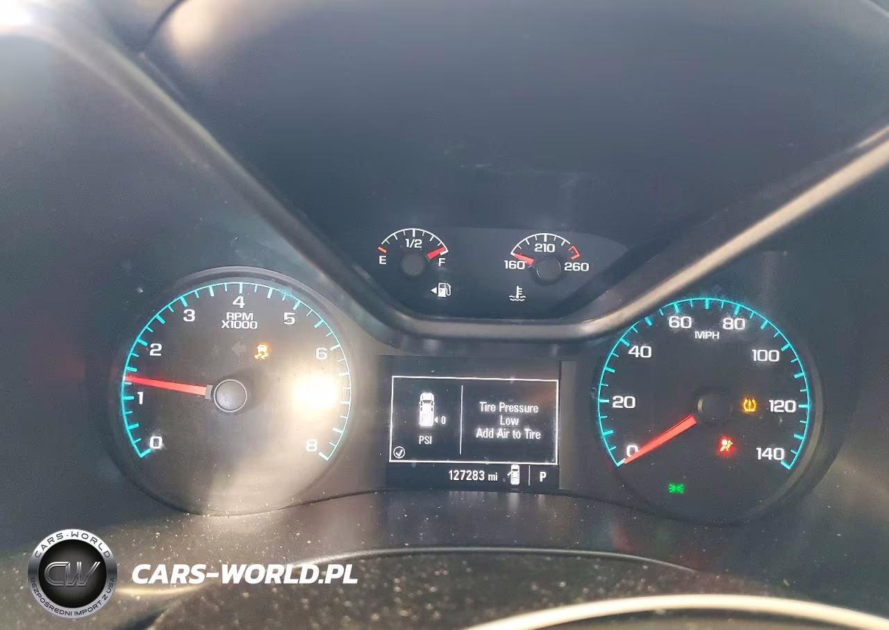 2018 Chevrolet Colorado VIN:1GCHSBEA3J1284679 - 9
