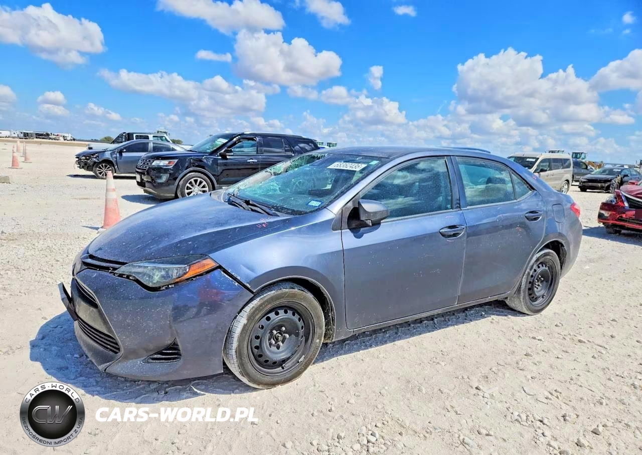 2017 Toyota Corolla Le VIN:5YFBURHE9HP659116 - 1