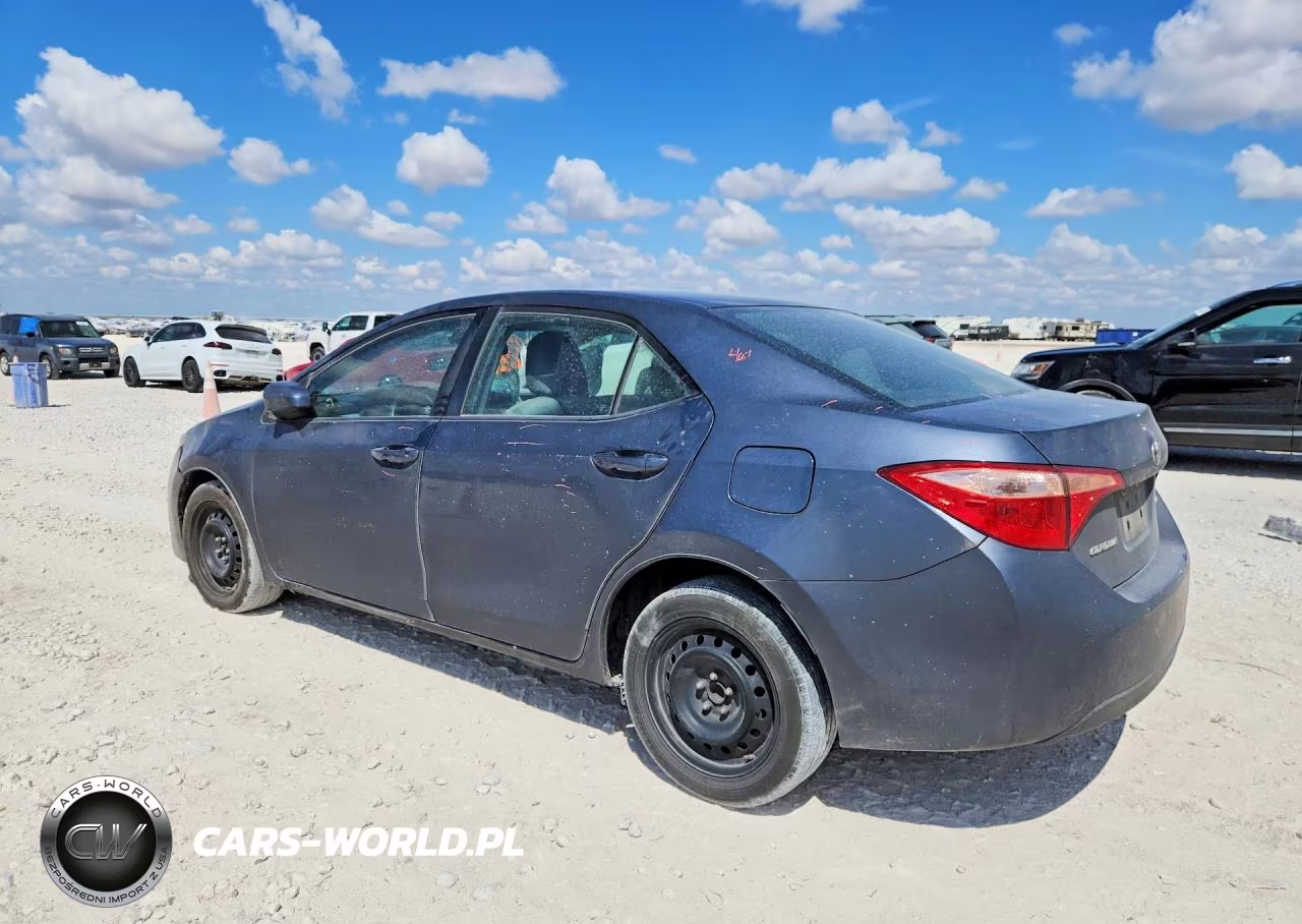 2017 Toyota Corolla Le VIN:5YFBURHE9HP659116 - 2