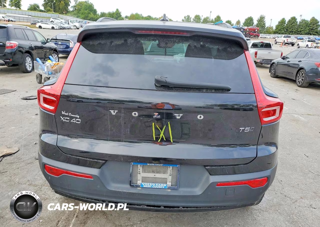 2021 Volvo Xc40 T5 R-Design VIN:YV4162UM8M2578396 - 6