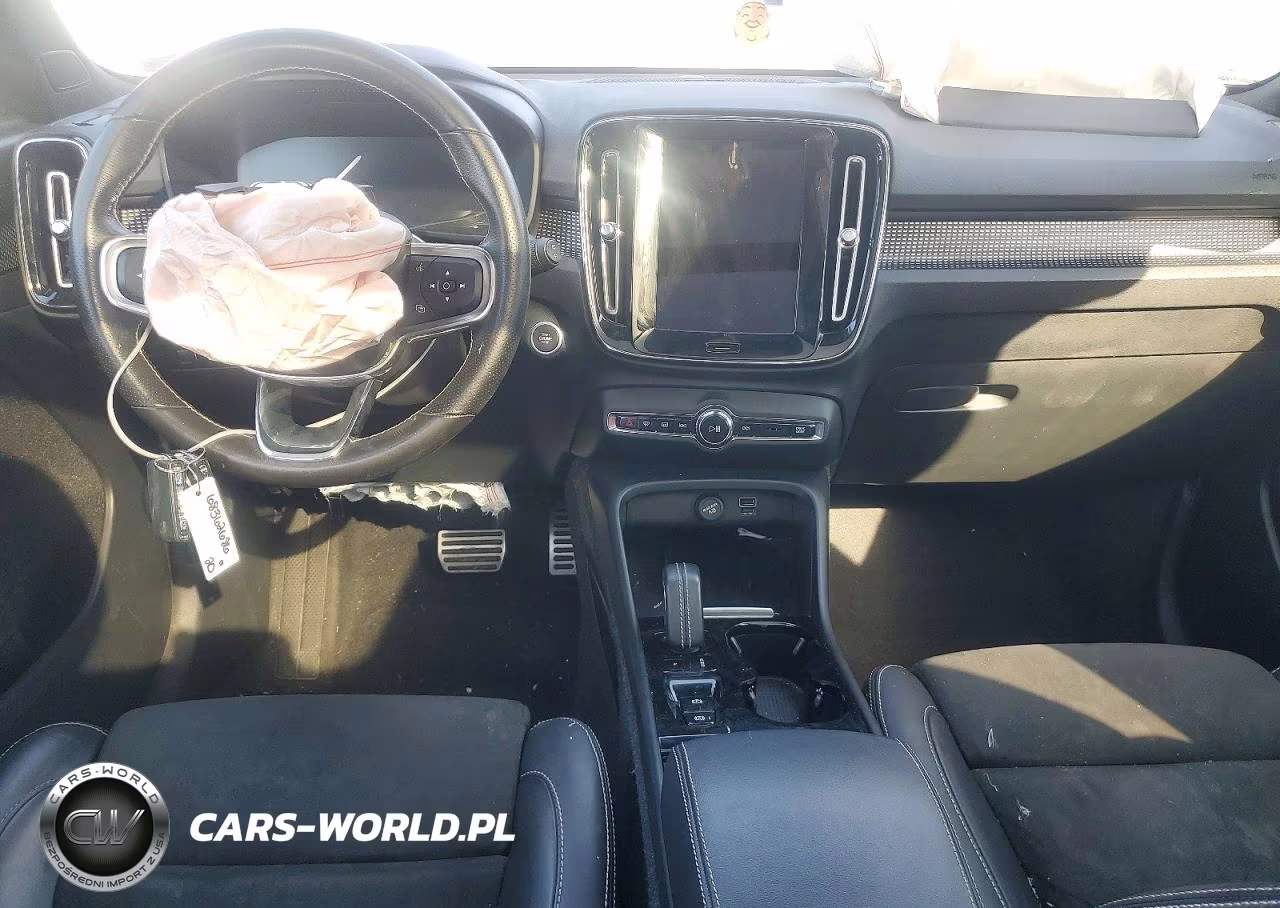 2021 Volvo Xc40 T5 R-Design VIN:YV4162UM8M2578396 - 8