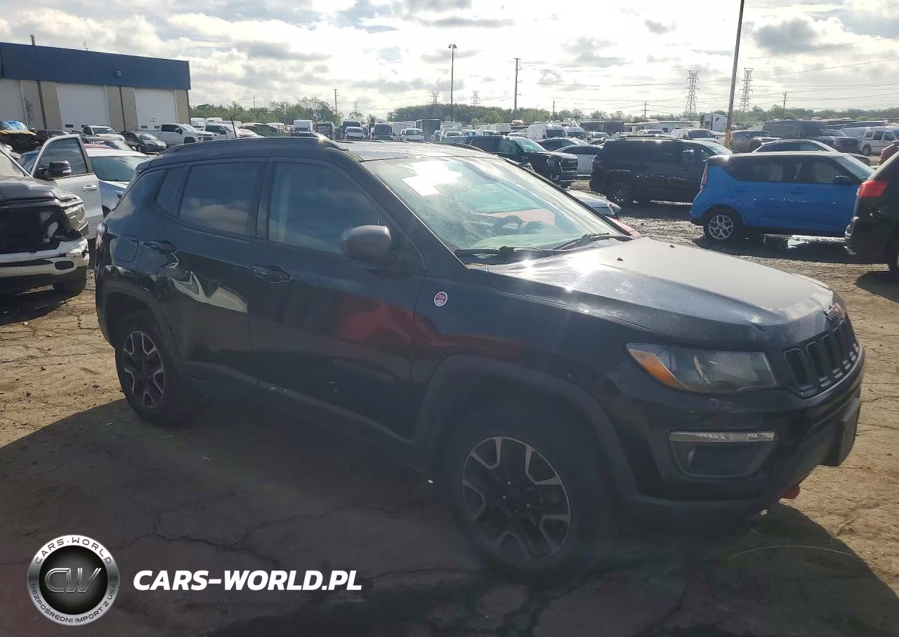 2019 Jeep Compass Trailhawk VIN:3C4NJDDB5KT665410 - 4