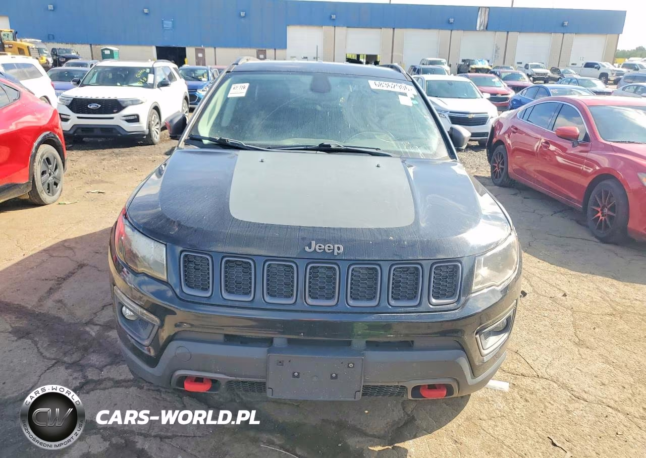 2019 Jeep Compass Trailhawk VIN:3C4NJDDB5KT665410 - 5