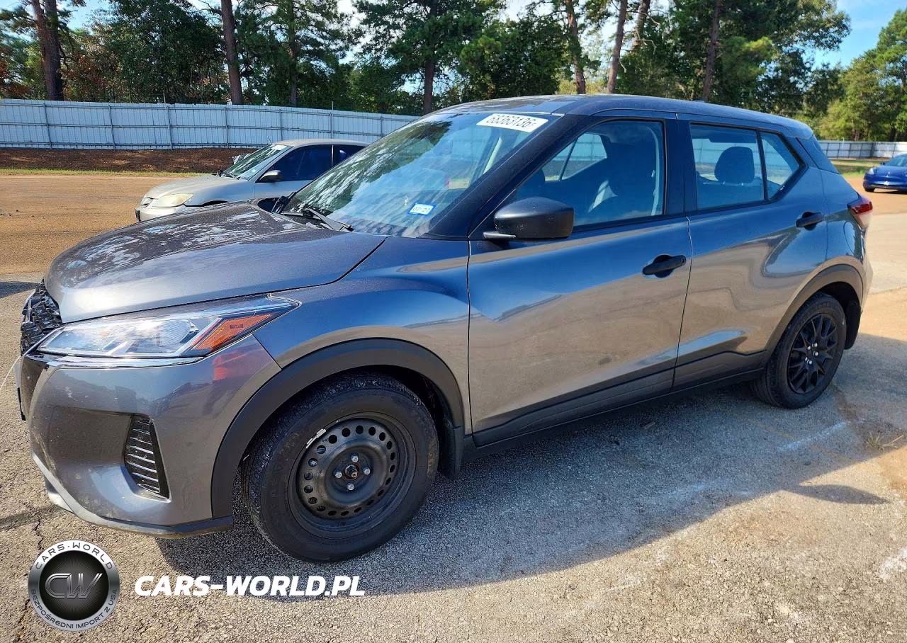 2023 Nissan Kicks S