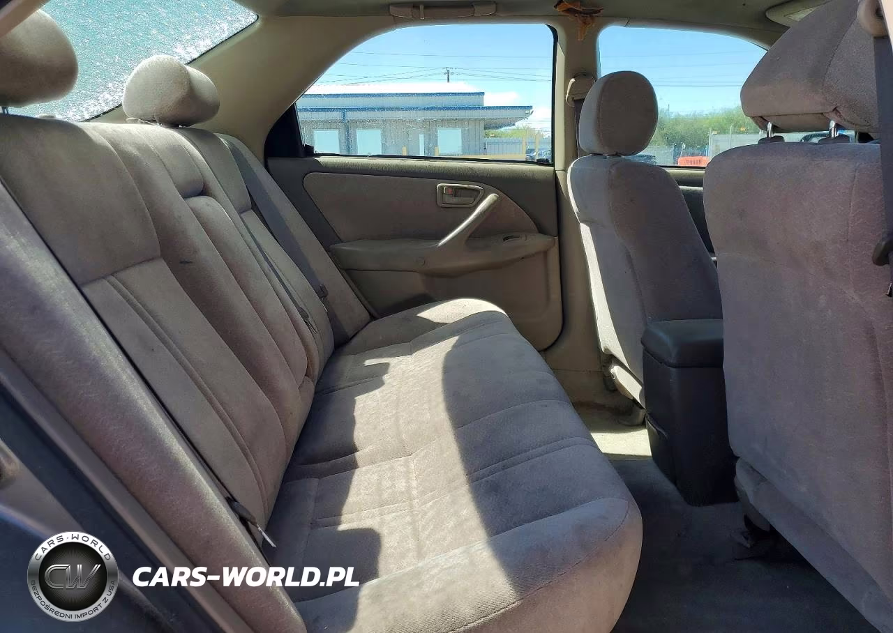 1999 Toyota Camry Le VIN:4T1BG22K1XU583658 - 10