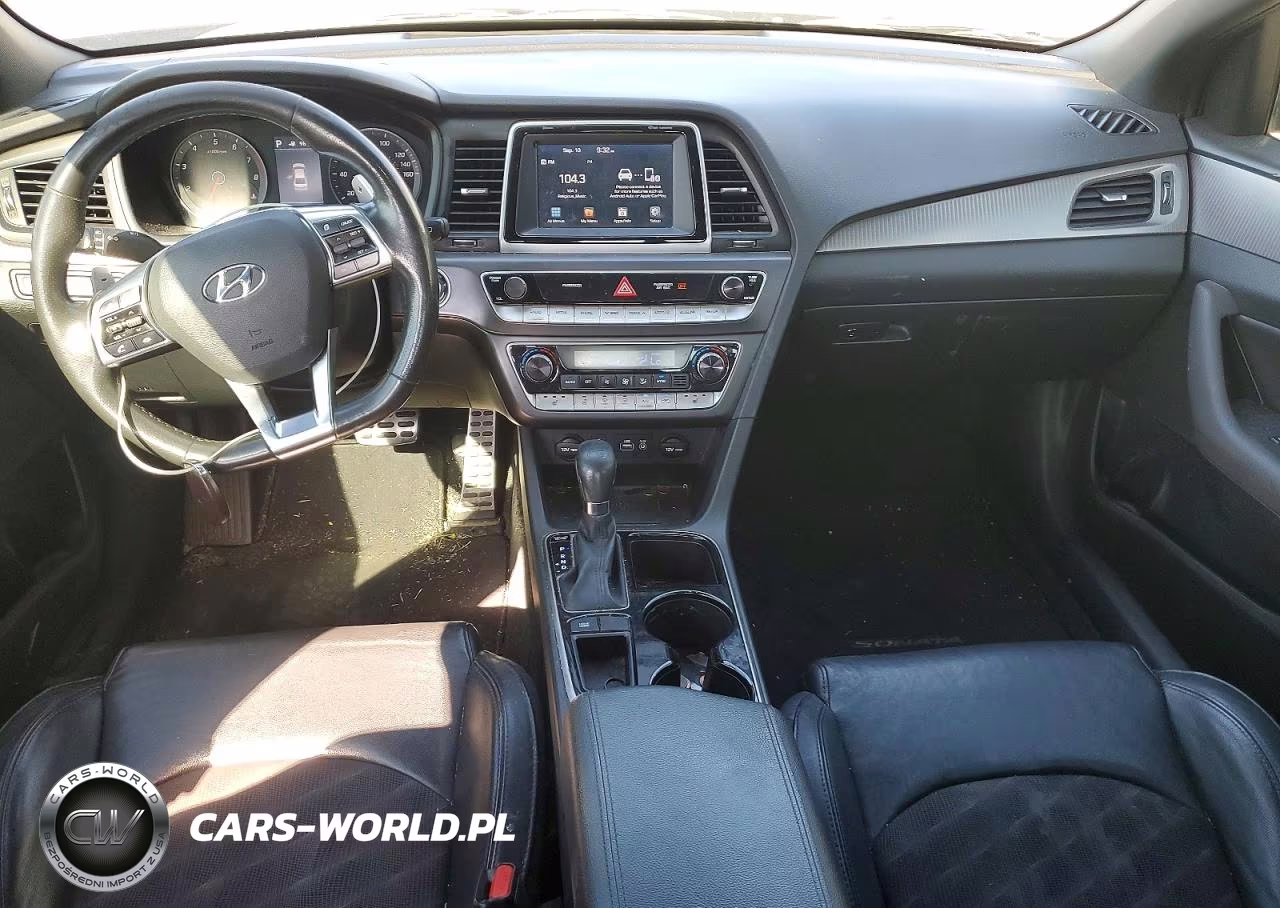 2018 Hyundai Sonata Sport+ VIN:5NPE34AF8JH703745 - 8