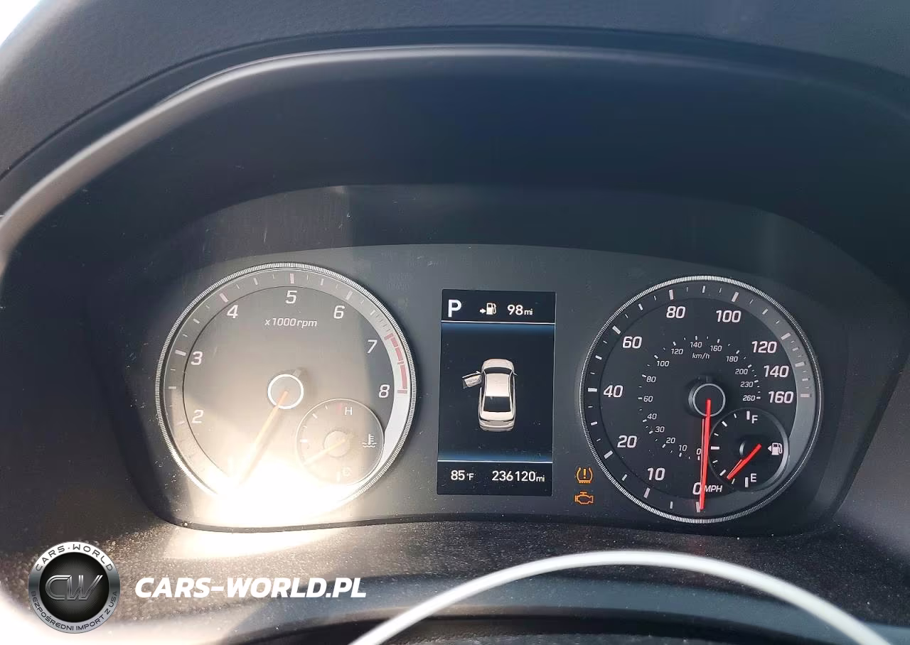 2018 Hyundai Sonata Sport+ VIN:5NPE34AF8JH703745 - 9