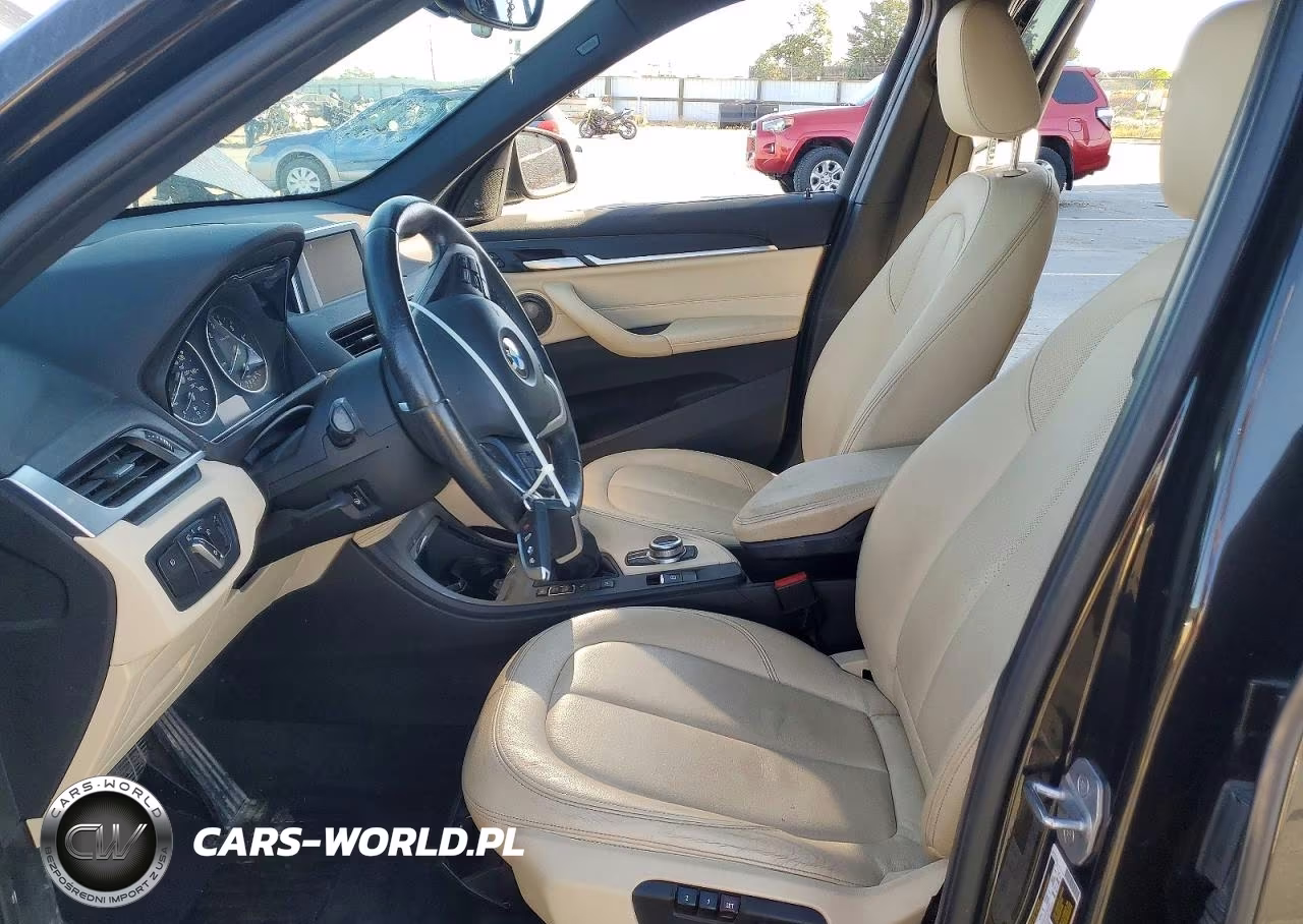 2017 BMW X1 xDrive28I VIN:WBXHT3C31H5F80316 - 7