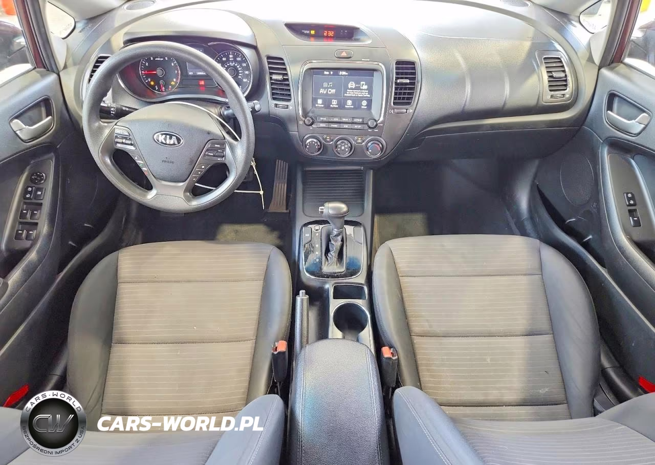 2018 Kia Forte Lx VIN:3KPFL4A75JE251464 - 8
