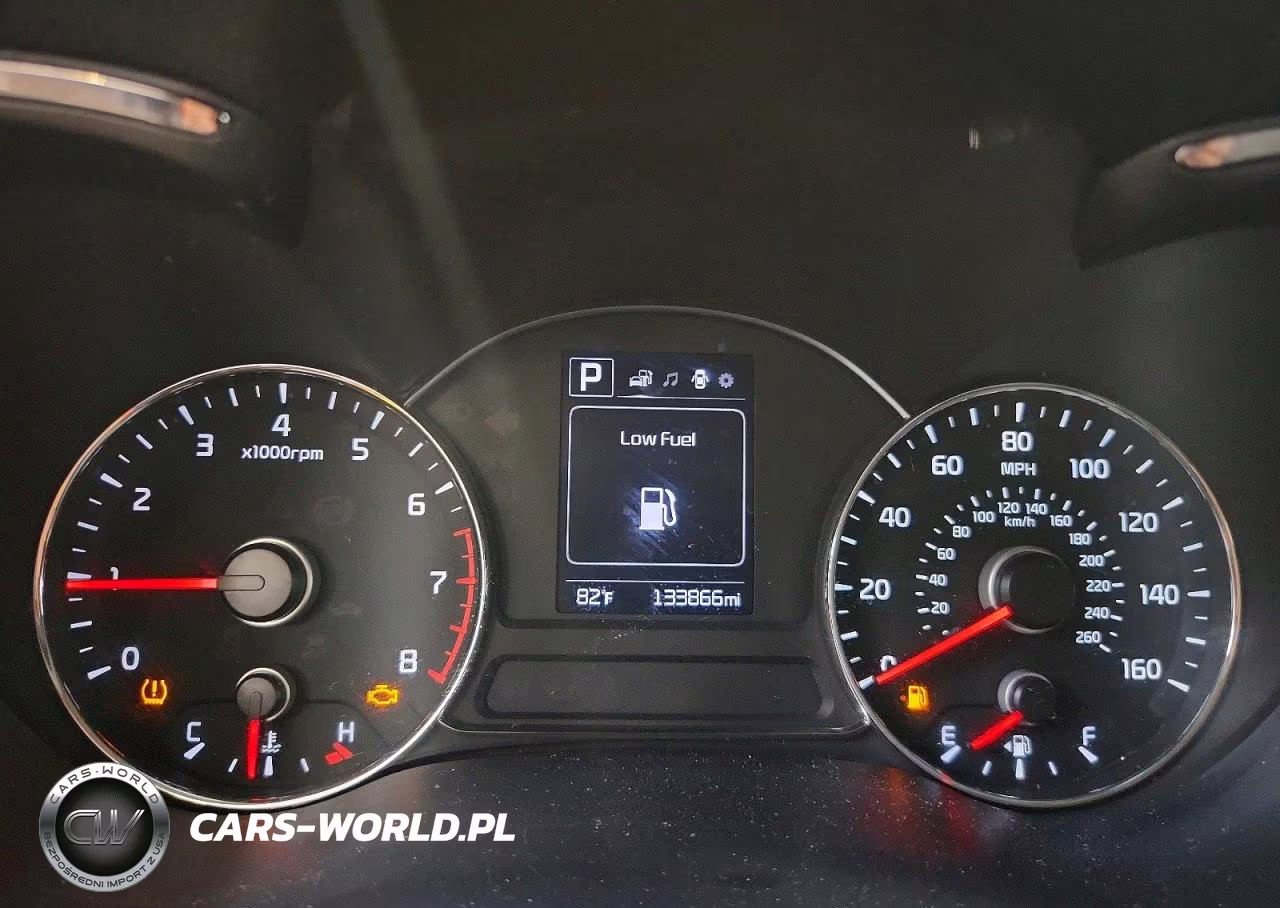2018 Kia Forte Lx VIN:3KPFL4A75JE251464 - 9