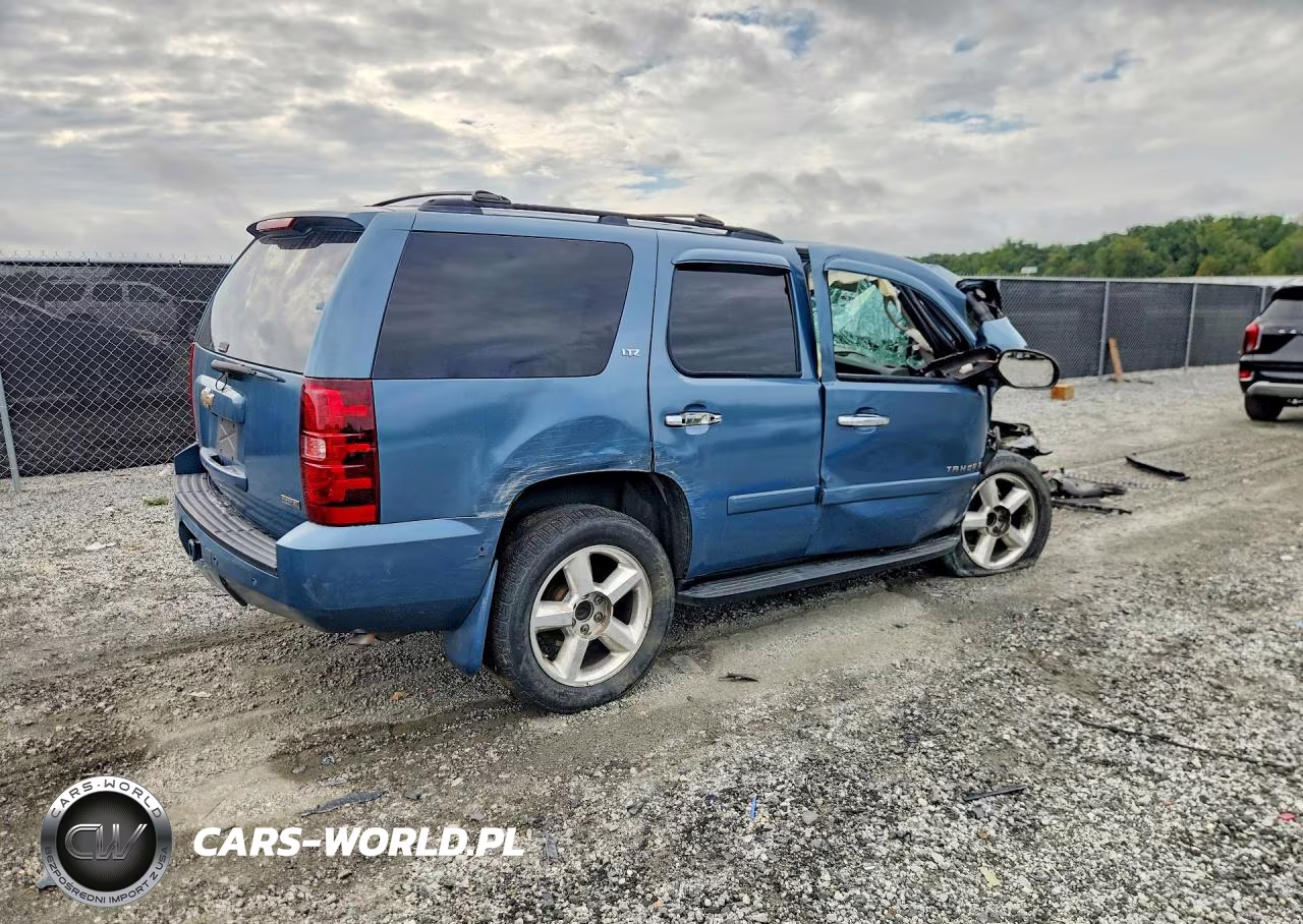 2008 Chevrolet Tahoe C1500 VIN:1GNFC13098R155535 - 3