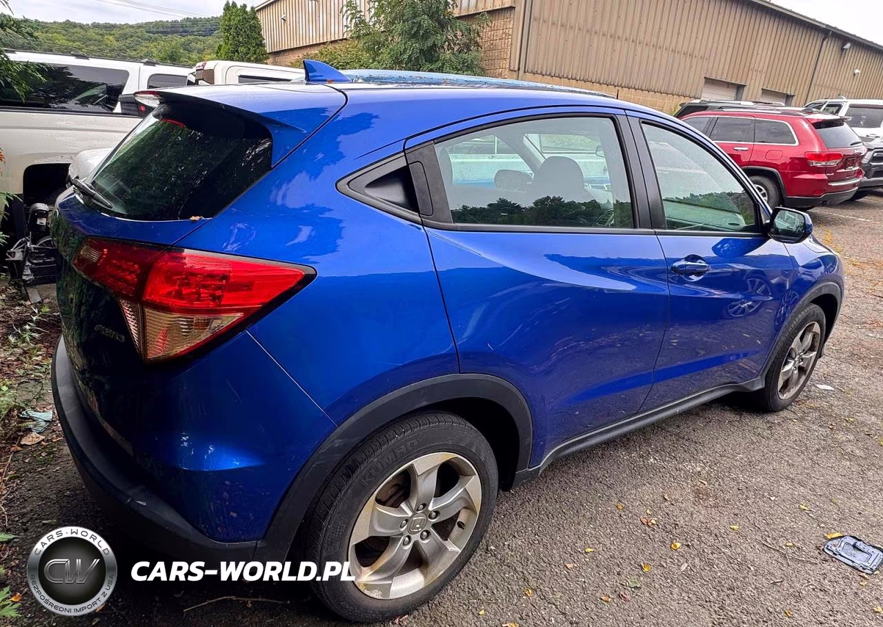 2018 Honda Hr-V Lx VIN:3CZRU6H32JM727338 - 4