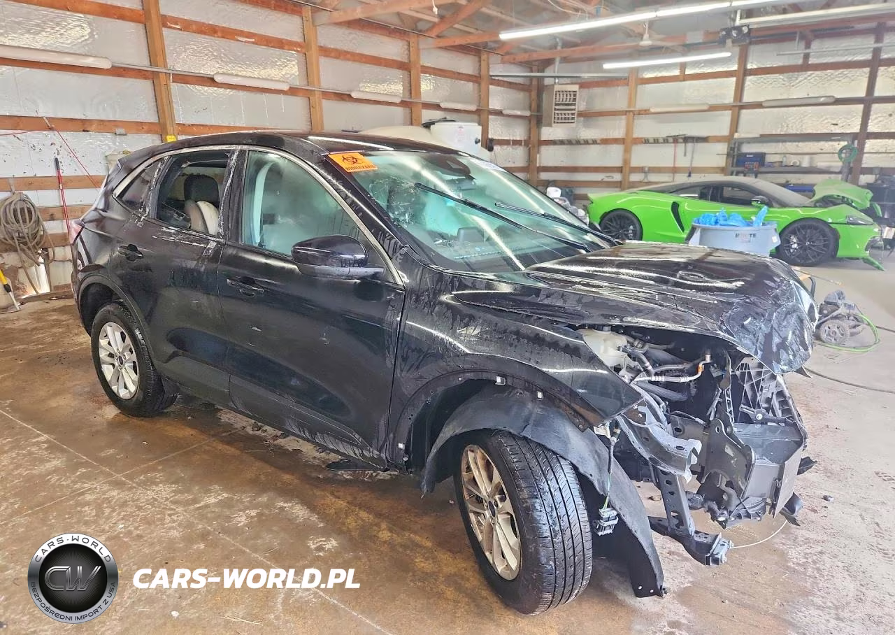 2021 Ford Escape Se VIN:1FMCU9G60MUA48852 - 4