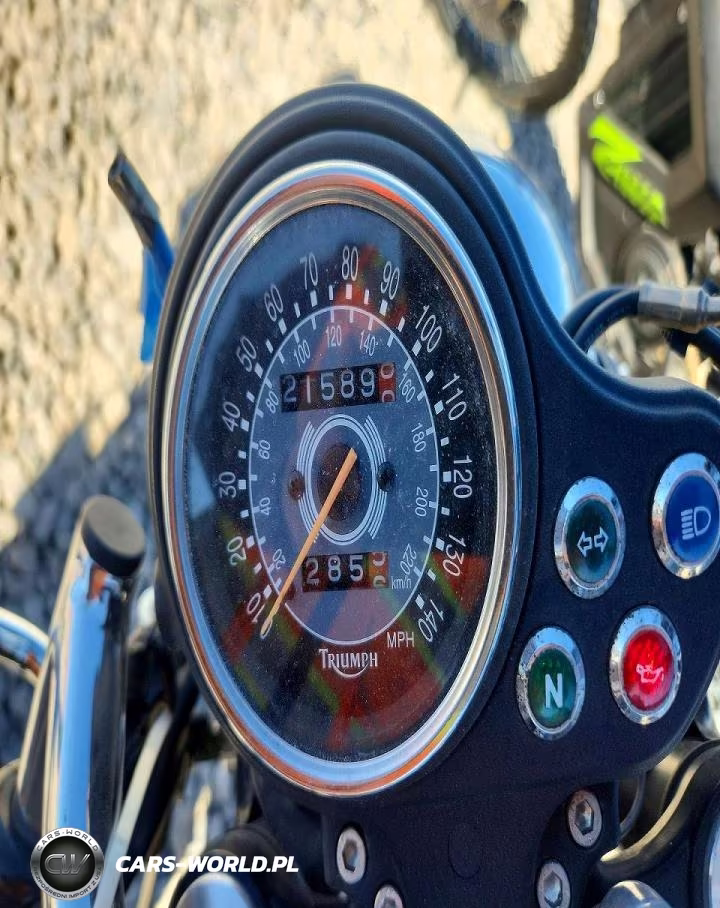 2007 Triumph Motorcycle Bonneville VIN:SMT900K147T291271 - 7
