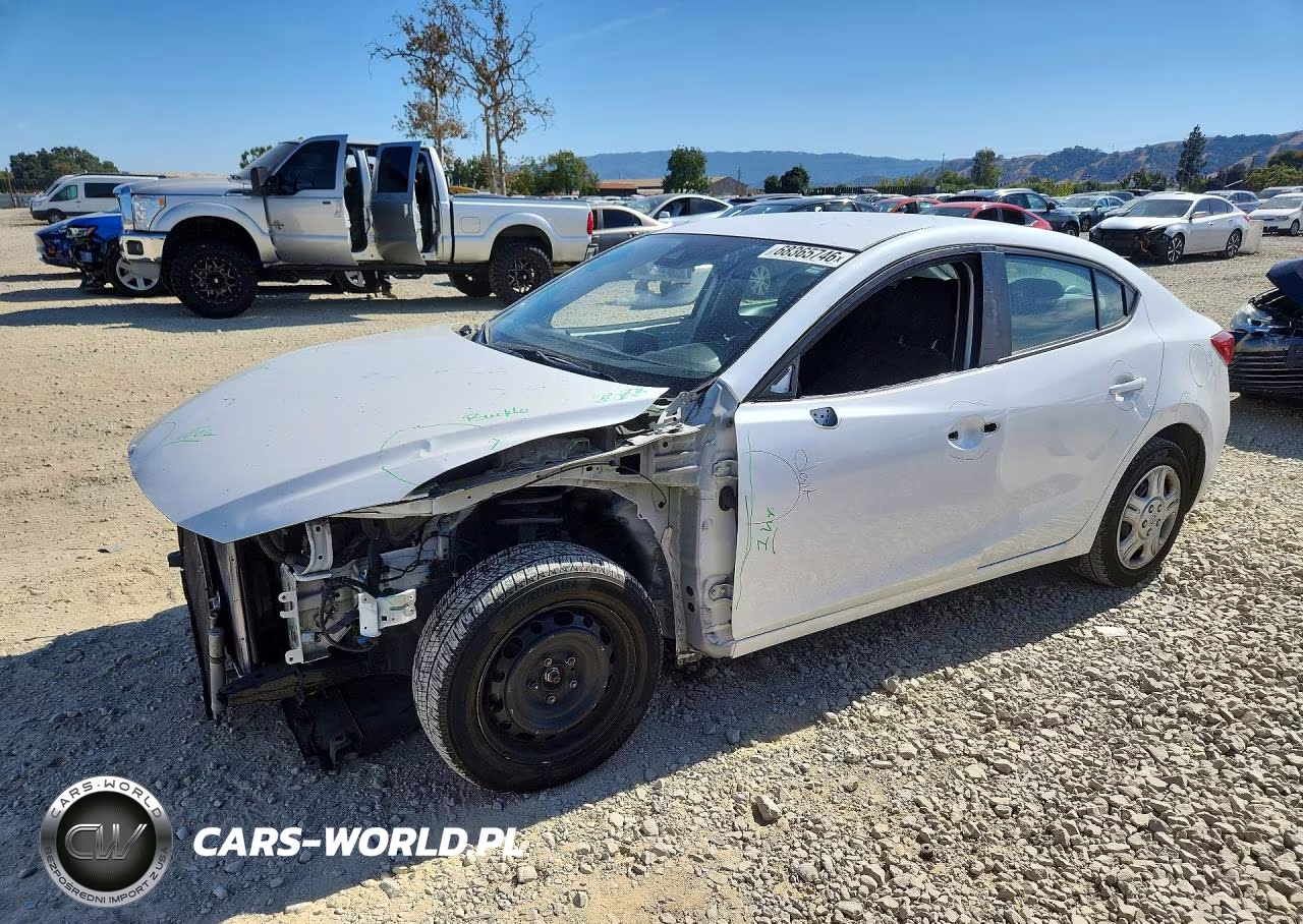 2018 Mazda 3 Sport VIN:3MZBN1U7XJM184317 - 1