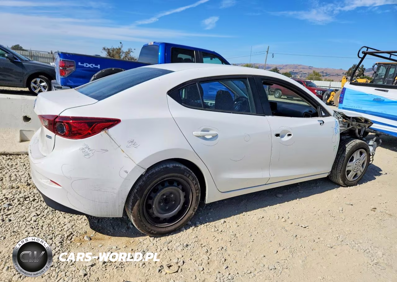 2018 Mazda 3 Sport VIN:3MZBN1U7XJM184317 - 3