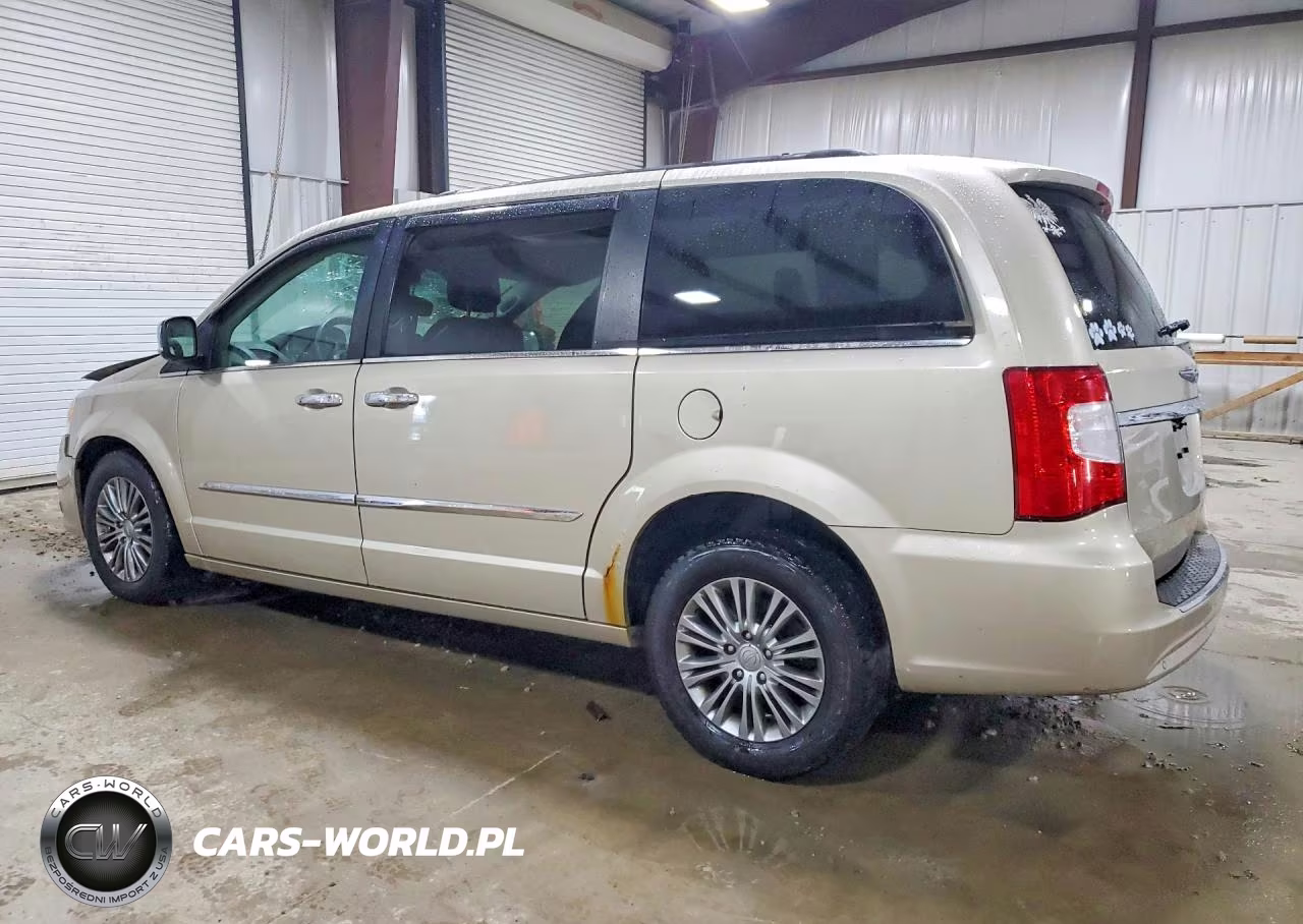 2015 Chrysler Town & Country Touring L VIN:2C4RC1CG1FR531851 - 2