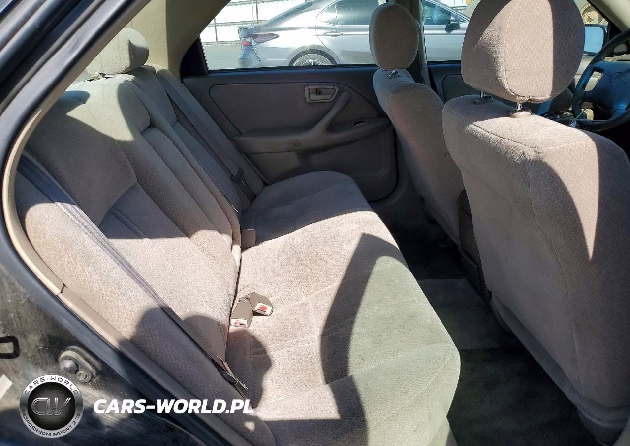 2001 Toyota Camry Le VIN:4T1BG22K71U110662 - 10