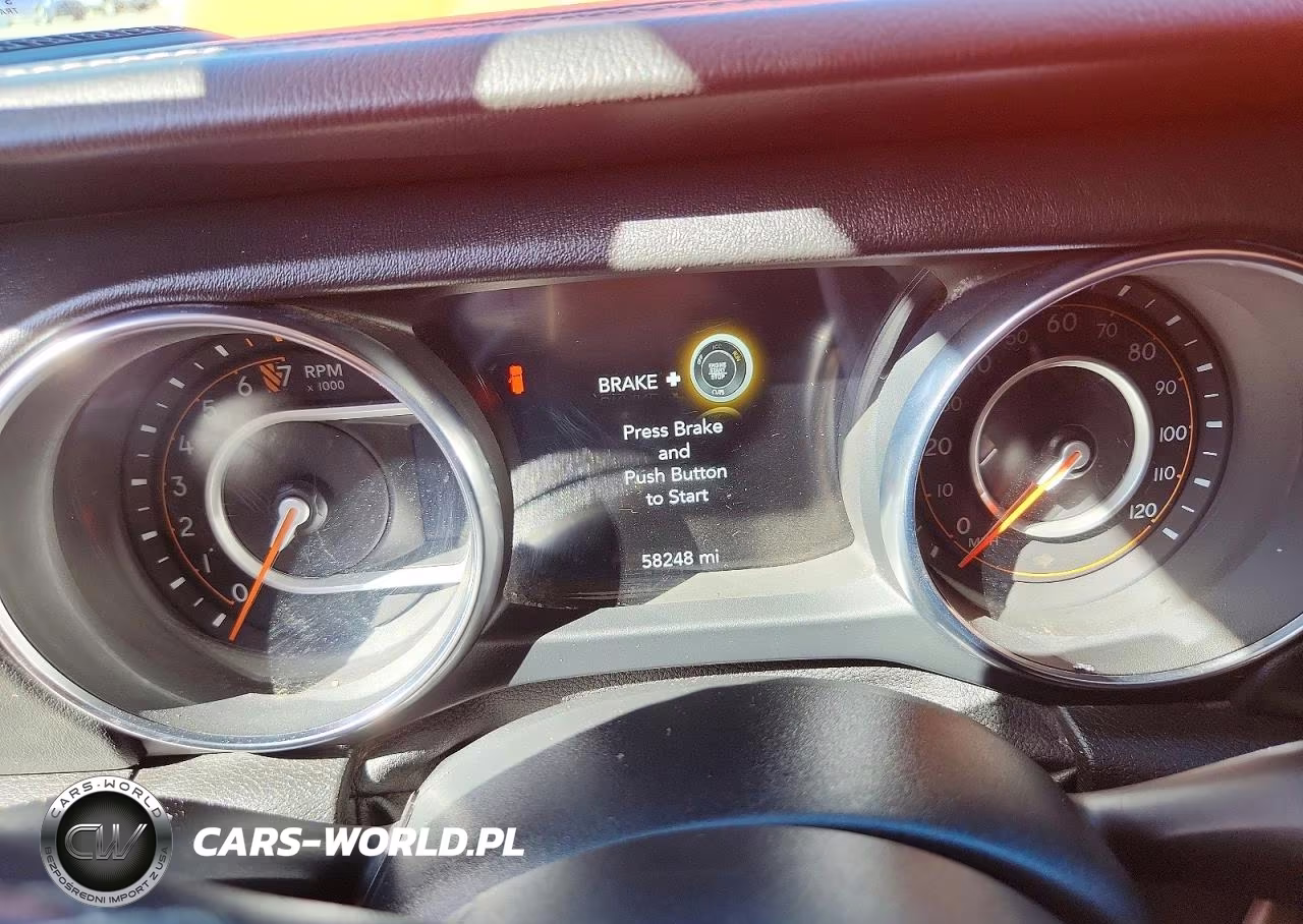 2019 Jeep Wrangler Unlimited Sahara VIN:1C4HJXEG6KW575511 - 9