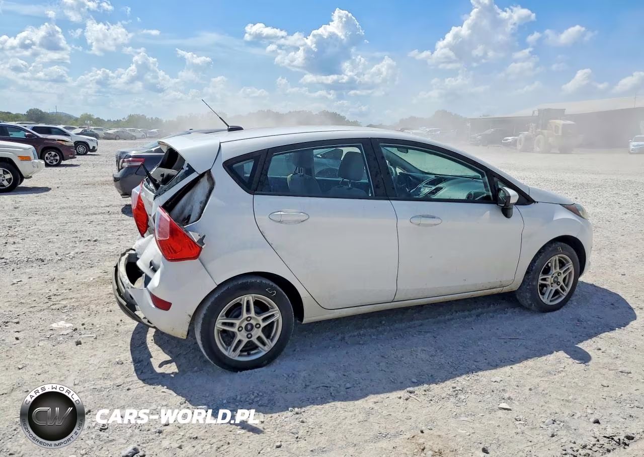 2017 Ford Fiesta Se VIN:3FADP4EJ9HM113725 - 3