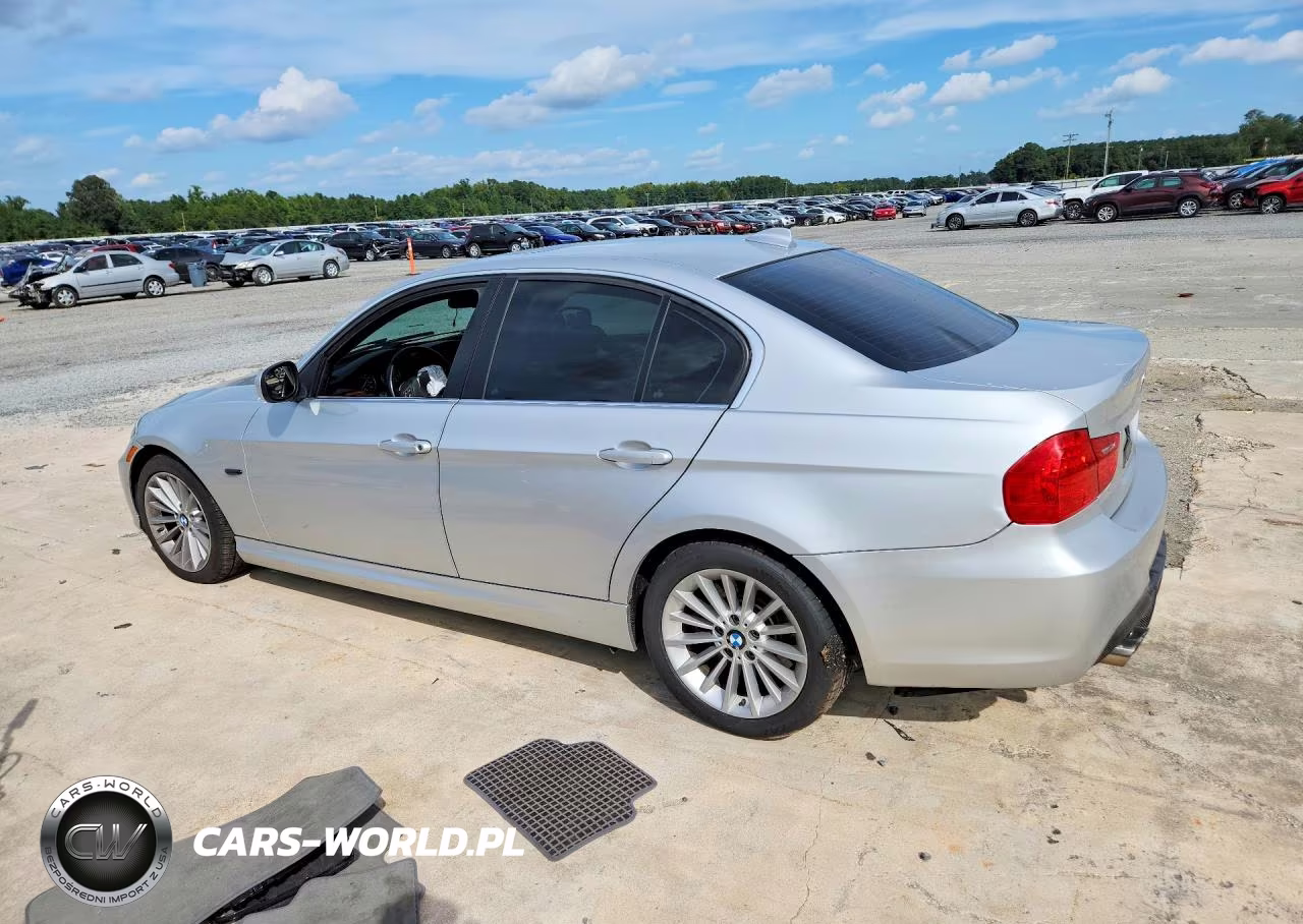 2011 BMW 335 Xi VIN:WBAPL5G55BNN23747 - 2