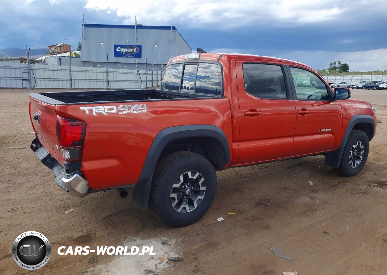 2016 Toyota Tacoma Trd Off-Road VIN:5TFCZ5AN2GX031665 - 3