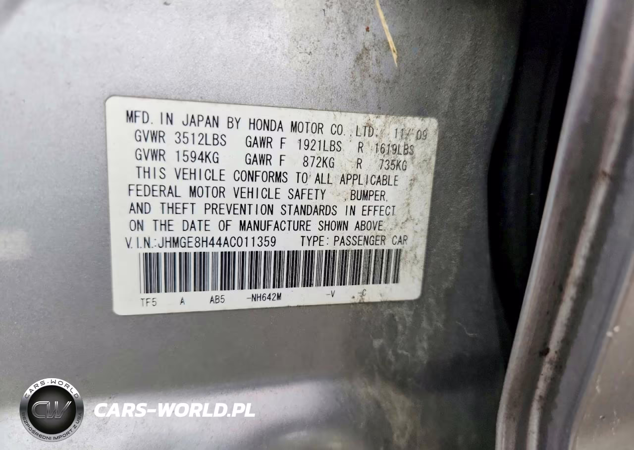 2010 Honda Fit Sport VIN:JHMGE8H44AC011359 - 13