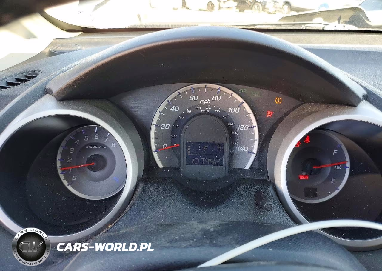 2010 Honda Fit Sport VIN:JHMGE8H44AC011359 - 9