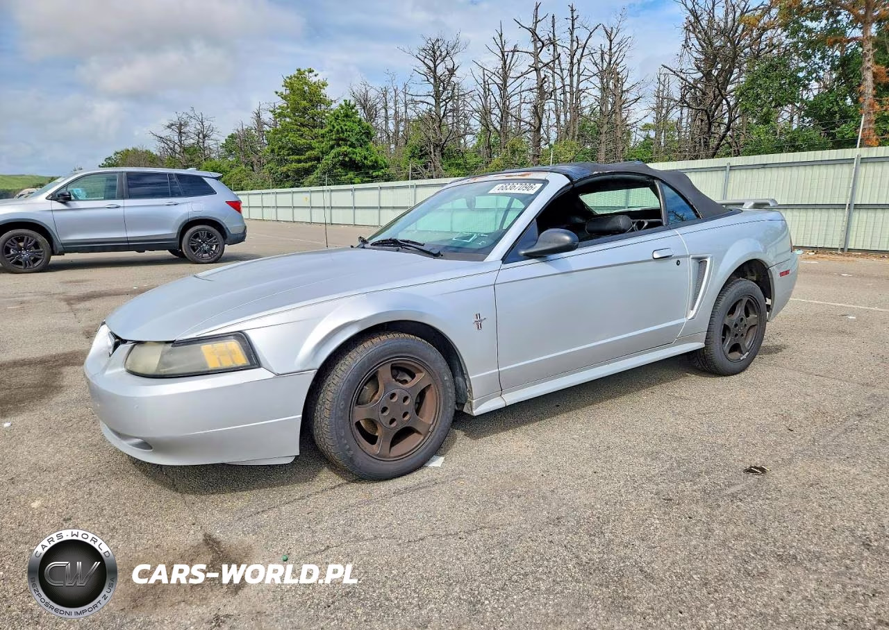 2003 Ford Mustang