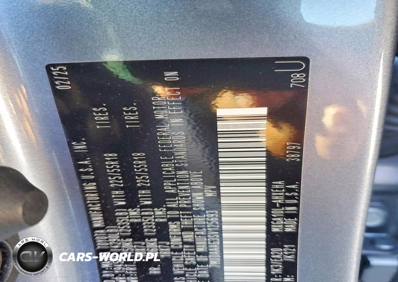 2025 Toyota Corolla Cross Xle VIN:7MUDAAAG3SV125693 - 13