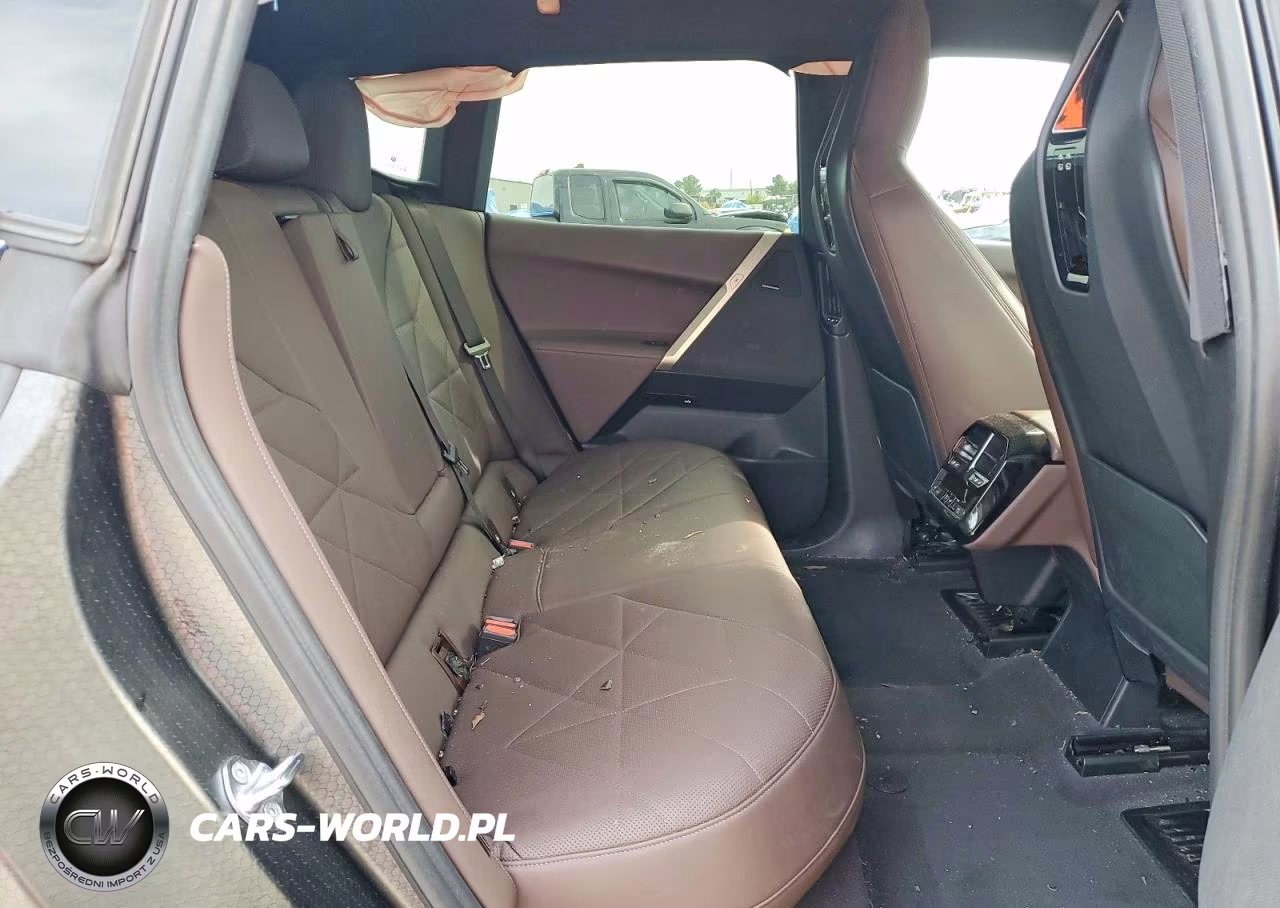 2022 BMW Ix xDrive50 VIN:WB523CF07NCJ69734 - 11