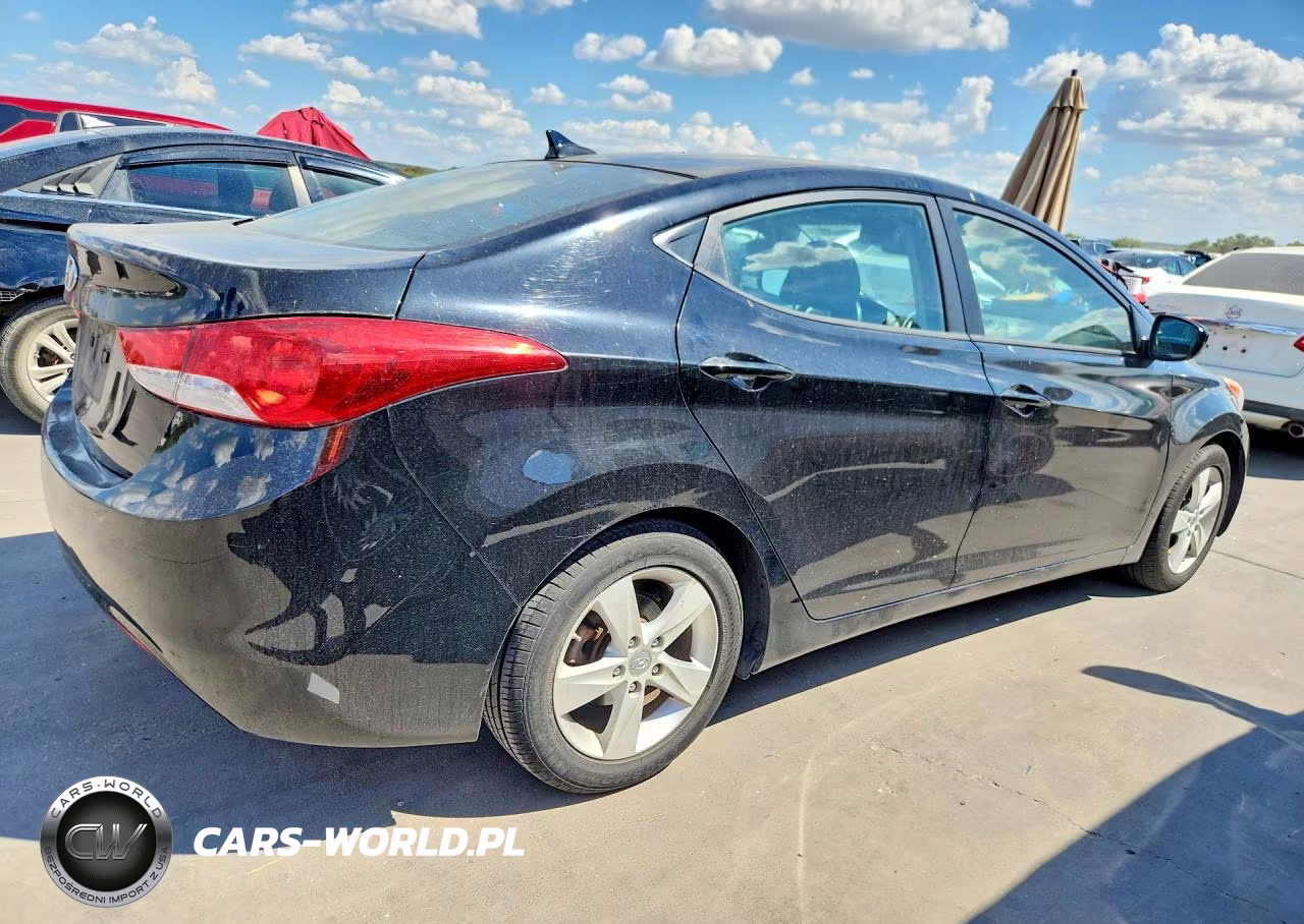 2012 Hyundai Elantra Gls VIN:KMHDH4AE6CU464785 - 3