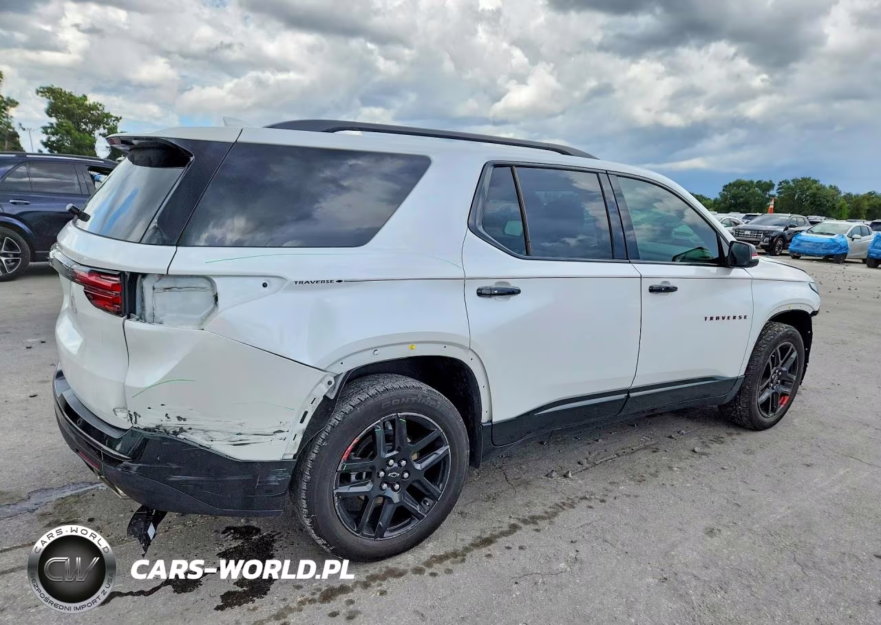 2023 Chevrolet Traverse VIN:1GNERKKW9PJ343264 - 3