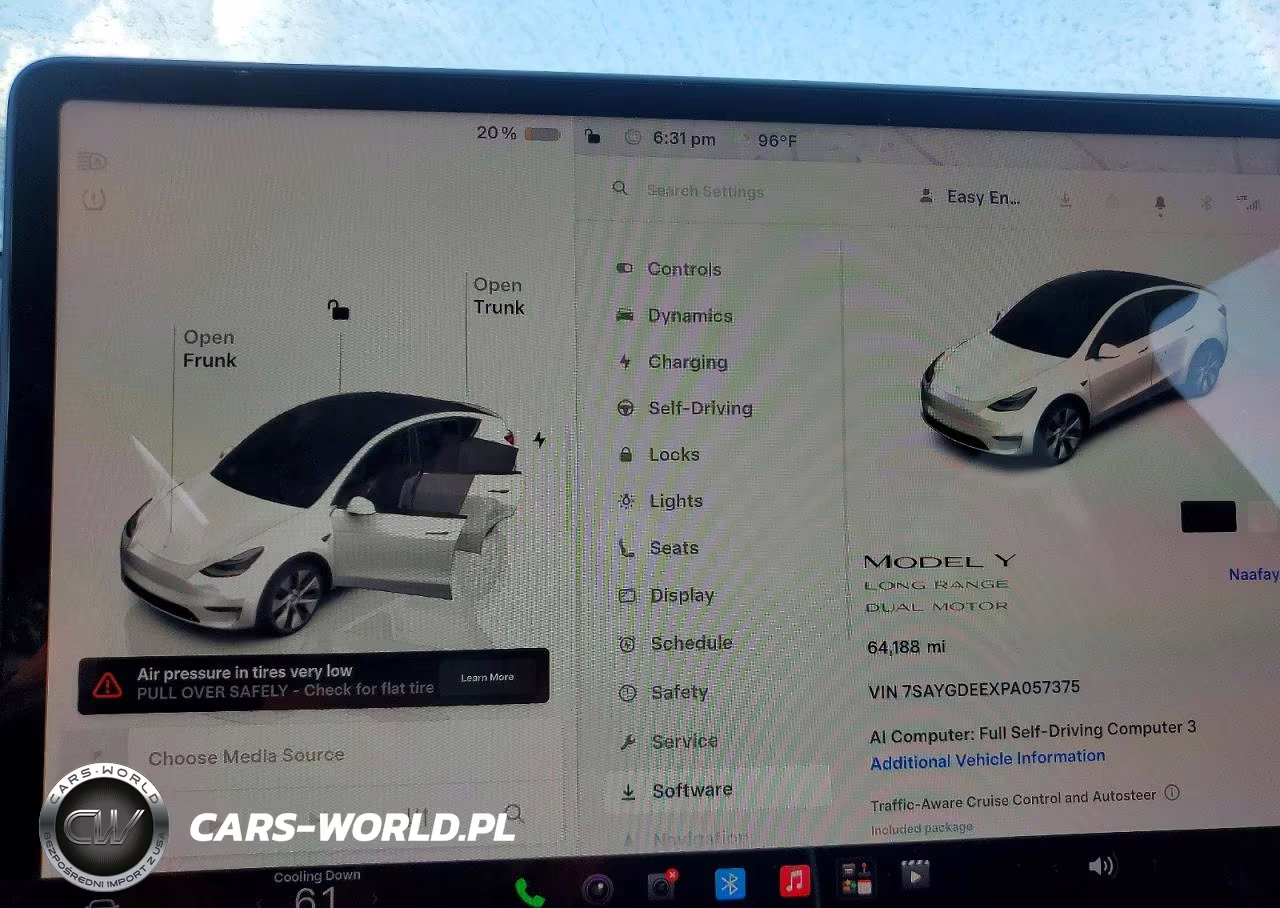 2023 Tesla Model Y VIN:7SAYGDEEXPA057375 - 9