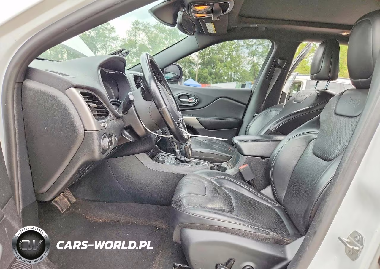 2020 Jeep Cherokee Limited VIN:1C4PJMDN5LD597300 - 7